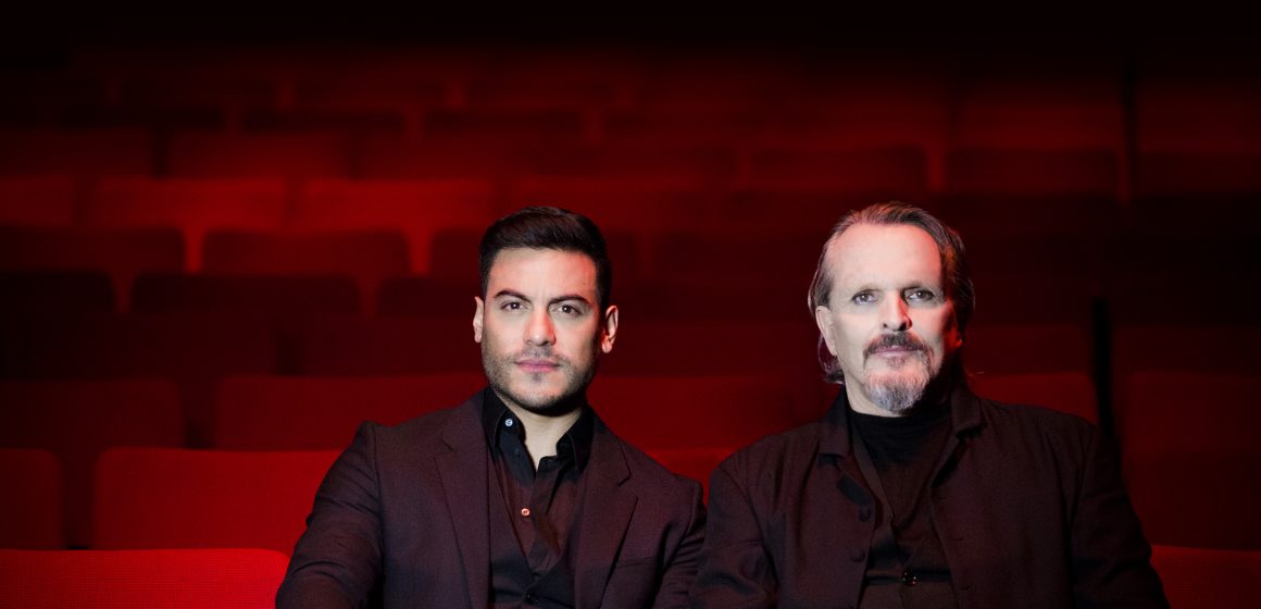 EL mexicano Carlos Rivera grabó «Nada particular junto a su admirado Miguel Bosé: «Verlo cantar e interpretar me inspiraba como no tienen idea. Era como si lo viera hacer una fotografía con cada movimiento que hacía», revela