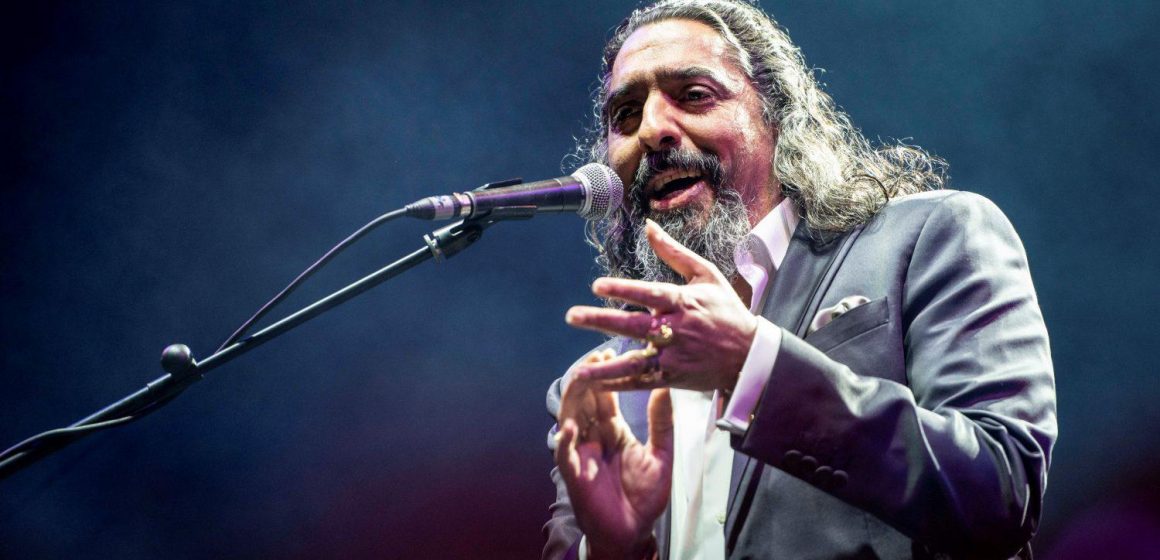 Diego «El Cigala» regresa a Argentina en marzo próximo con mariachi, son, bolero y flamenco: «Llevo quince años interpretando bolero, y el flamenco lo traigo desde que me levanto hasta que me acuesto, pero el mariachi ha sido toda una sorpresa porque no me ha sido complicado. Todo ha salido del alma, muy natural», expresa