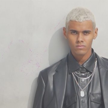 Dieggi es un cantante dominicano – español que pisa fuerte con composiciones frescas y alegres a través de fusiones de ritmos, eso se trasluce en  «Bien jodido», el single que rueda en el invierno europeo