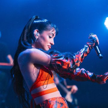 «La Nena de Argentina», como definen a la sensacional María Becerra, aterriza en enero en una playa marplatense, en una noche que promete ser una verdadera fiesta para toda la familia, para realizar un concierto exclusivo en el marco del Festival AtPARK