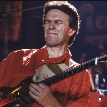 LLega el álbum «Jhon McLaughlin: The Montreux Years», que incluye una colección de temas de presentaciones del ícono de la guitarra en sus estelares actuaciones en el Festival de Jazz de  Montreux entre 1978 y 2016