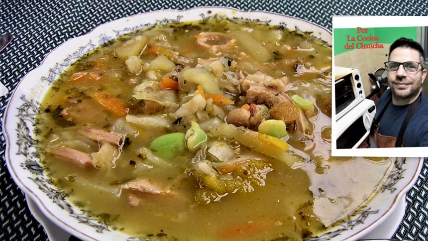 Chairo peruano es un plato típico preparado en chalona, trozos de carne, habas verdes, papas picadas y chuñu molido, entre otros productos, en forma de sopa; su origen se remonta a la llegada de los españoles a América y al mestizaje en su elaboración fusionada con productos regionales andinos