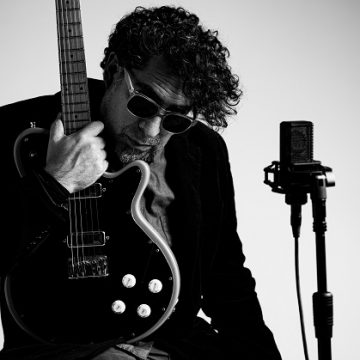 El reconocido cantautor peruano Pepe Alva se presentará en Lucille de Palermo en un concierto en el que repasará su extensa carrera y adelantará canciones nuevas
