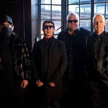 El histórico conjunto británico Soft Cell anticipa su inminente nuevo trabajo a través de un single junto a Pet Shop Boys: «‘Purple Zone’ es probablemente nuestro mejor momento pop desde principios de los 80», expresa el tecladista Dave Ball