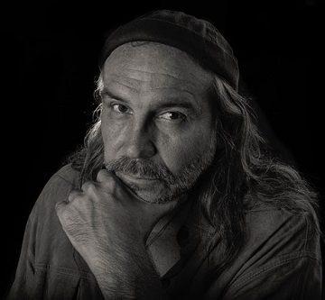 Minino Garay llegará a Argentina para presentar su trabajo nuevo titulado «Speaking Tango»; tocará en Bebop y además ofrecerá un show en Córdoba, su provincia natal