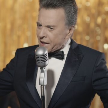 Palito Ortega presenta el video clip de «Un muchacho como yo» y suma fechas al cierre de su gira Gracias – Tour Despedida»: Luna Park y Teatro Colón