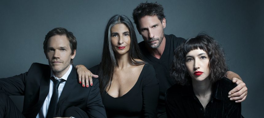 Sofía Gala, Carolina Peleritti, Gonzalo Valenzuela y Juan Gil Navarro interpretan la obra de teatro «Closer», cuyo contenido interpela las formas del amor, la fidelidad y la posesión