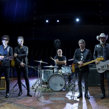 Guasones y su nuevo álbum «El Huracán Vol.9»: una continuación por la senda de las buenas melodías