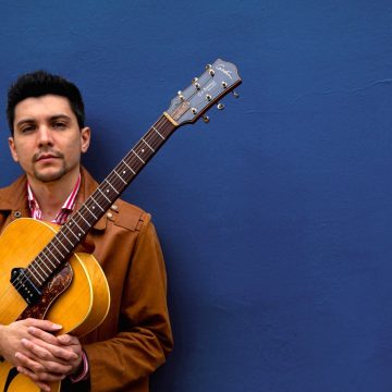 Joven referente de la guitarra argentina, Marcelo Dellamea relanza su carrera solista y estrena la canción «Amanecer Litoral»