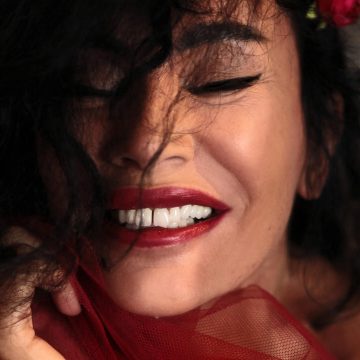 La excéntrica artista Alex Pandev y su espectáculo «La vida no viene sola», en el barrio de Palermo, todos los miércoles de enero