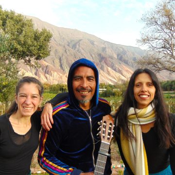 Ser del Tiempo y sus nuevos paisajes sonoros a través de las canciones: «Nuestras tradiciones nos acercan en lo creativo, a  reconocer el  equilibrio y  la armonía que sostiene la vida, en estos tiempos de luz y de sombras, de amor y de guerra»; expresa el cantante Sergio Díaz