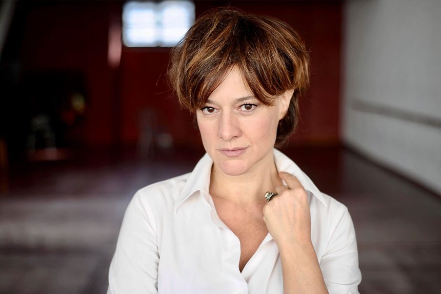 El Tango pide Pista, en su octava temporada, vuelve con todo a través de una lista de destacados músicos que lo darán todo dentro del terreno de la música ciudadana