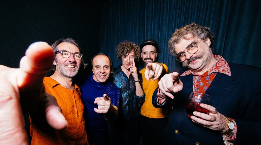 Los uruguayos de El Cuarteto de Nos y su corte «El Cinturón Gris» ahora en su versión en vivo, hecho videoclip con algunas imágenes animadas