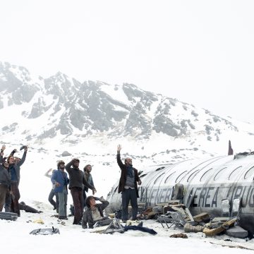 Pronto llegará a Netflix «La Sociedad de la Nieve», un film que retrata un accidente aéreo verídico en el que un equipo de rugby se estrella en Los Andes