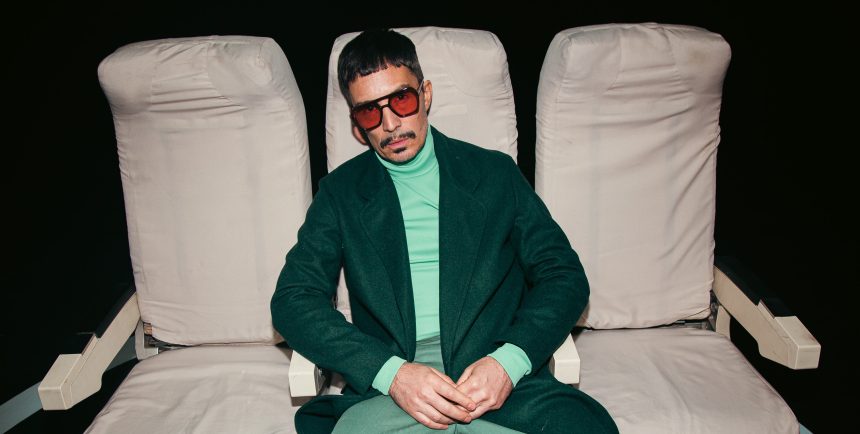 Emmanuel Horvilleur tiene nuevo disco y está rodeado de juventud: «Tengo músicos de entre 21 y 25 años, la música siempre unió a generaciones»
