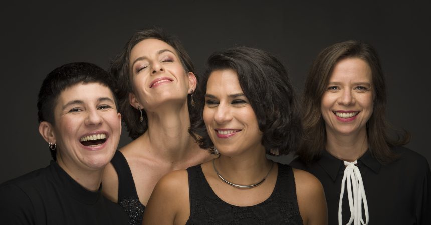 Ullman Cuarteto, el gran grupo de tango integrado por mujeres, presenta su primer trabajo discográfico titulado «Ya está en el aire» en el Galpón B