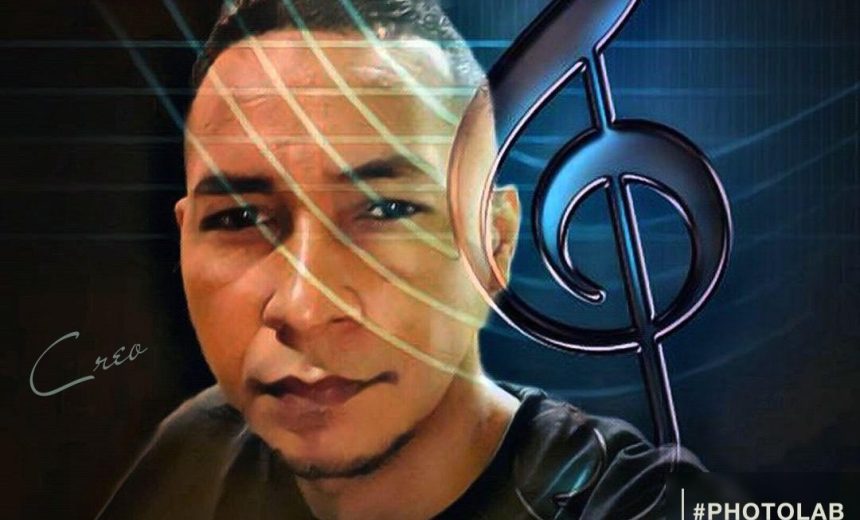 El ecuatoriano Adrián C bucea en la balada pop a través de su canción «Sueño contigo»