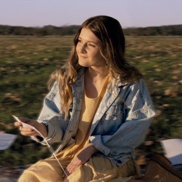 Maggie Cullén y su primer disco, «Canciones del viento»: «Ingresé en cada región de nuestro país y en la música folklórica de cada lugar», revela