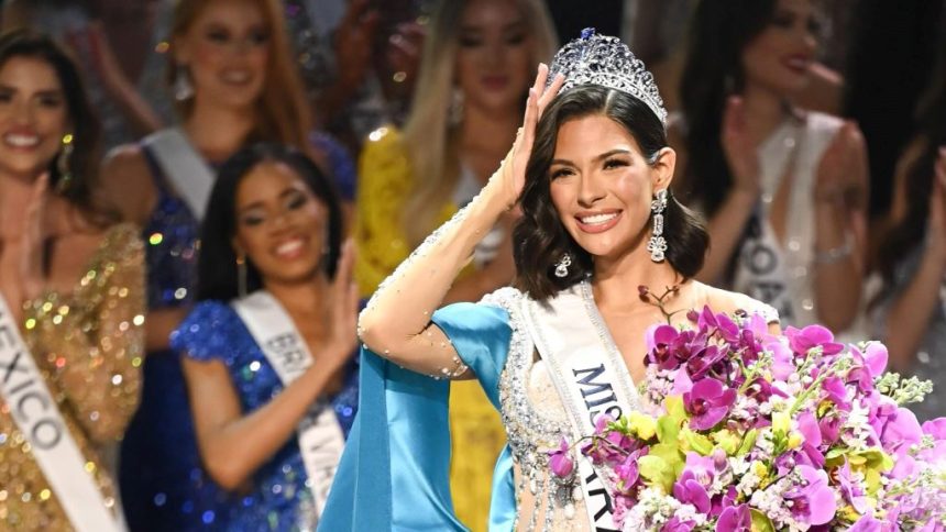 La nicaragüense Shennis Palacios es la nueva Miss Mundo
