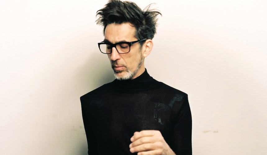 Diego Frenkel opina sobre sus colegas y el silencio ante la llegada de la ultraderecha al poder: «Se volvió un poco cínico el personaje del rock»