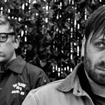 The Black Keys presentan su single «Beatiful People (Stay High)» y detallan algo sobre el disco que sacarán: «Lo que quisimos lograr con este trabajo era hacer algo divertido»