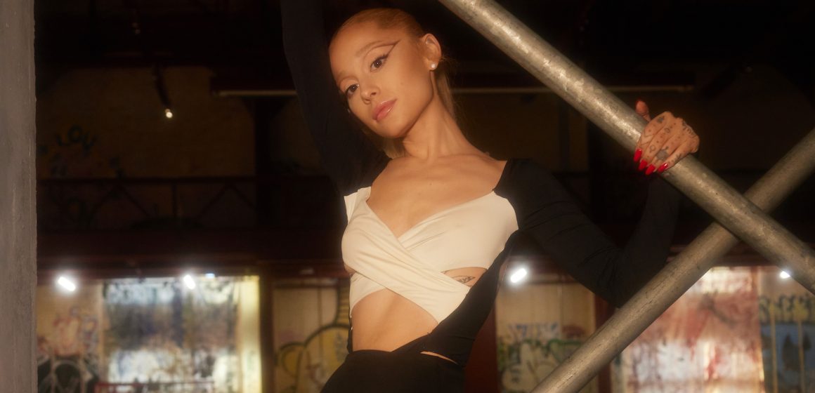 La súper estrella Ariana Grande y su nueva canción, «yes, and?», que ya genera revolución en plataformas y redes