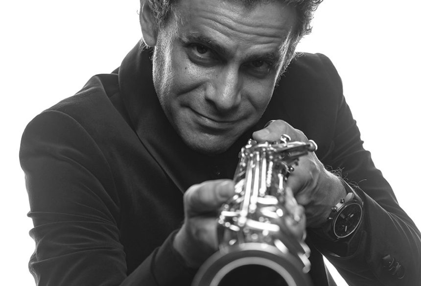 Bernardo Monk habla de su nuevo trabajo, «Cosmofónico»: «Es un disco fundacional para mí, marca un nuevo rumbo artístico»