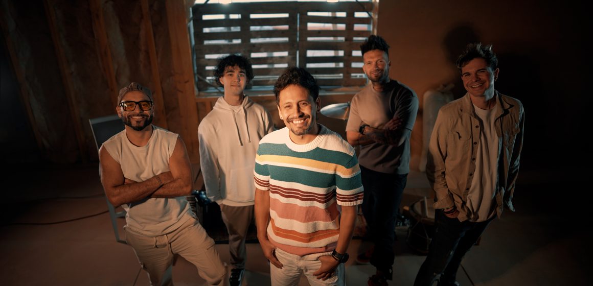 La K’onga sigue salpicando de buen cuarteto al país y al extranjero, esta vez se trata del nuevo hit titulado «Mírame»