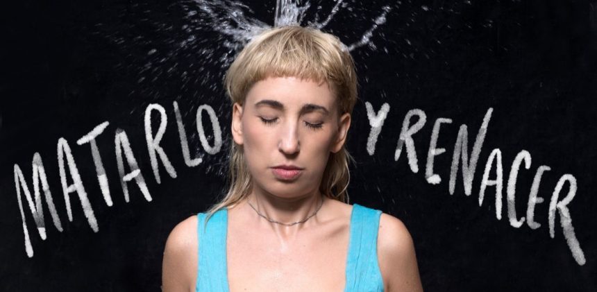 La cantante y pianista Natalia Lagos, con su nuevo disco «Matarlo y renacer»: «Entreteje historias que estaban haciendo ebullición en mi interior», revela sobre el trabajo