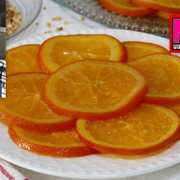 El Festival de la Naranja, un histórico carnaval que nació en la ciudad de Ivrea, en Italia, conmemorando una rebelión en la Edad Media, el plato fundamental del encuentro es Naranjas Confitadas