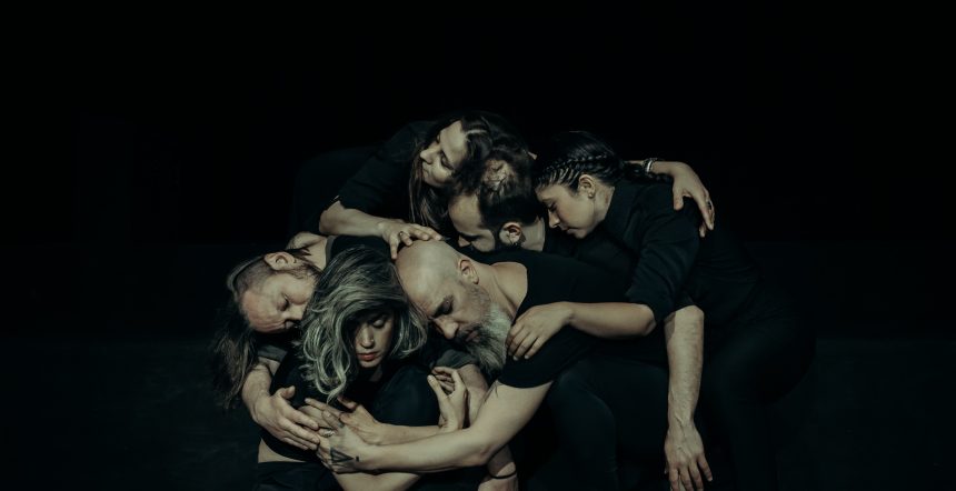 Triángula presentará, a fines de noviembre, su nuevo álbum, «Mutántica», en el que participó Ricardo Mollo