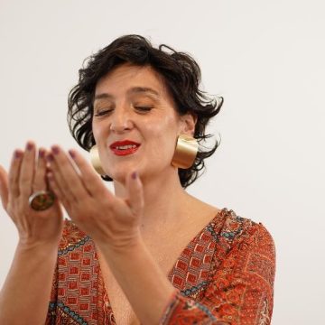 La fueguina Casiana Torres habla de «Soy milonga-Romance en la llanura»: «Decidí homenajear a la música de la llanura pampeana, un género que amo profundamente»