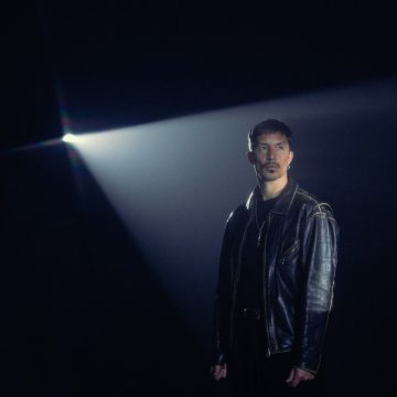 Emmanuel Horvilleur comparte «Elástico», el segundo single de su inminente nuevo álbum de estudio