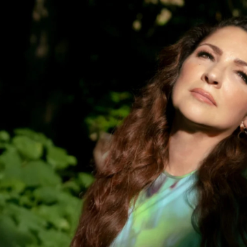 Gloria Estefan habla de «Raíces», su nuevo disco: «Cada nota, cada letra está llena de emoción y gratitud por este increíble recorrido»