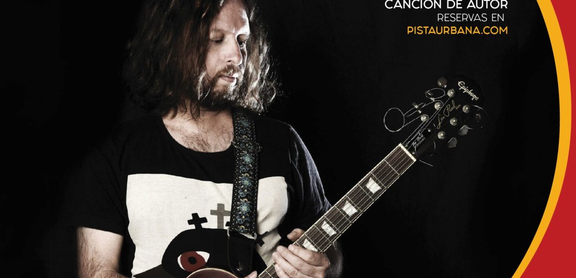 Omar Gianmmarco celebra los tres años de su «Cocina de autor» en Pista Urbana: solo con su guitarra, tal como nacen sus canciones