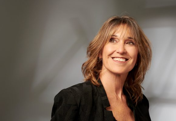 Cecilia Bonardi y su viaje musical entre tango, balada, rock argentino y bolero a través de su unipersonal «Los besos y la ausencia»