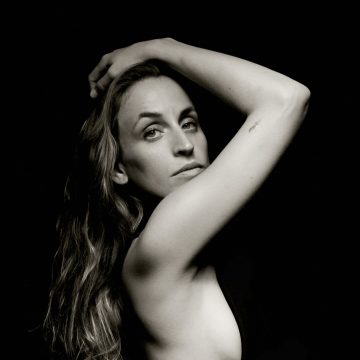 Carolina Mama y su single «Vestida de Melodía»: una fusión entre folklores latinoamericanos, africanos y el jazz