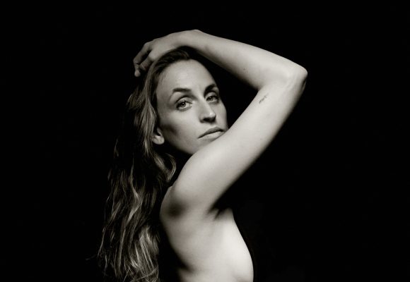 Carolina Mama y su single «Vestida de Melodía»: una fusión entre folklores latinoamericanos, africanos y el jazz