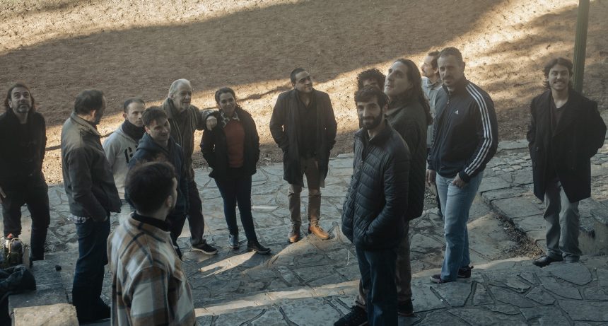 Los Perros Ladran, el gran proyecto orquestal fundado por Miguel Caragliano y Rodolfo Medros, se presenta en el  Centro Cultural de la Cooperación