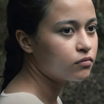 «Por tu bien», film registrado en la frontera entre Misiones y Brasil, que aborda un drama de una adolescente en una comunidad de una selva y que lucha por su libertad