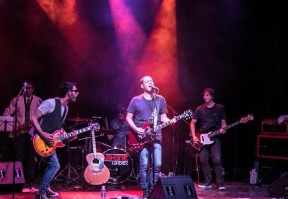 Jinete Lendrix llega a Club Lucille para compartir una gran noche de rock junto a Lagarto Negro, banda de Walter Sidotti, ex baterista de los Redondos