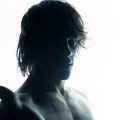 De YouTube al éxito: Gabino Silva y su excelente debut a través del EP «Quizás», que presentará en Makena