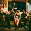 Los estandartes del emo-core en Argentina, Las Armas, ya están «manos a la obra» con su nuevo esperado disco, tras un parate de algunos años, además de una gira por Buenos Aires