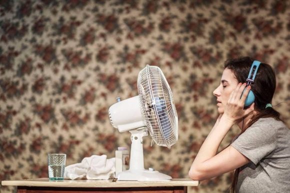 «Yo no duermo la siesta», unas niñas que en una siesta se dan cuenta que ese día no será igual al resto