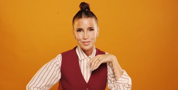 Florencia Peña se suma al éxito de «Las Hijas», en el Paseo la Plaza