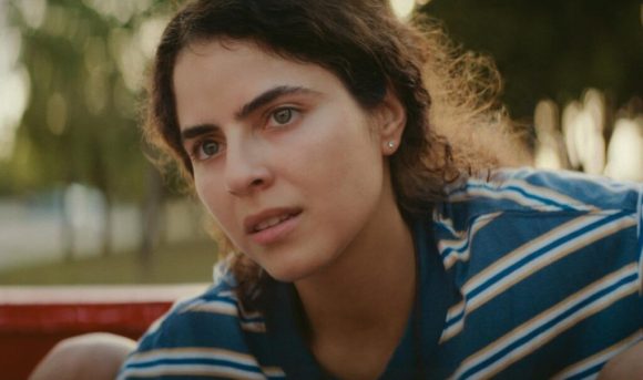 M.I.A., una serie espeluznante en la que su protagonista se ve apabullada por el desmoronamiento del narcotráfico familiar